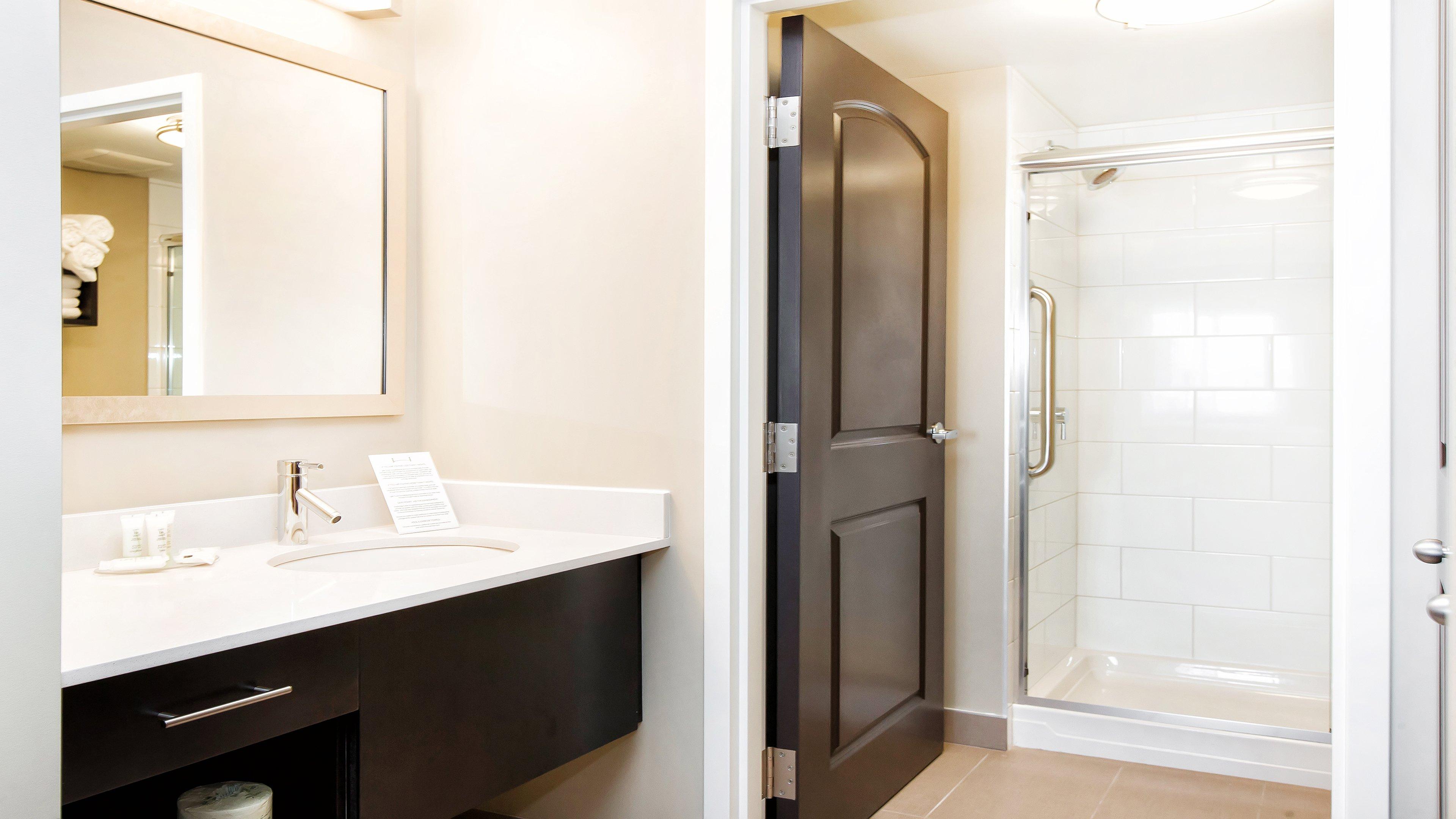 Staybridge Suites West Edmonton By Ihg Экстерьер фото