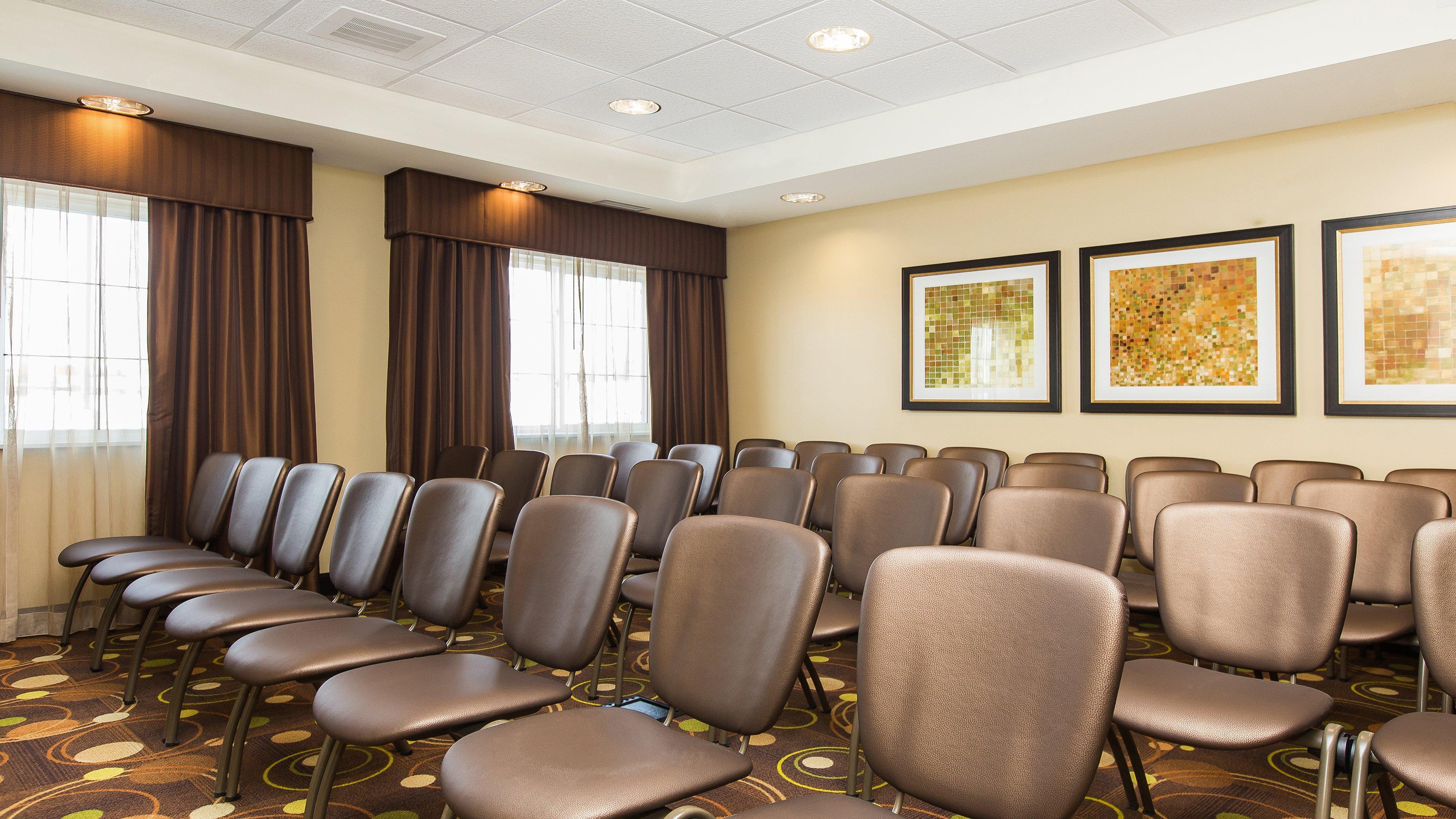 Staybridge Suites West Edmonton By Ihg Экстерьер фото