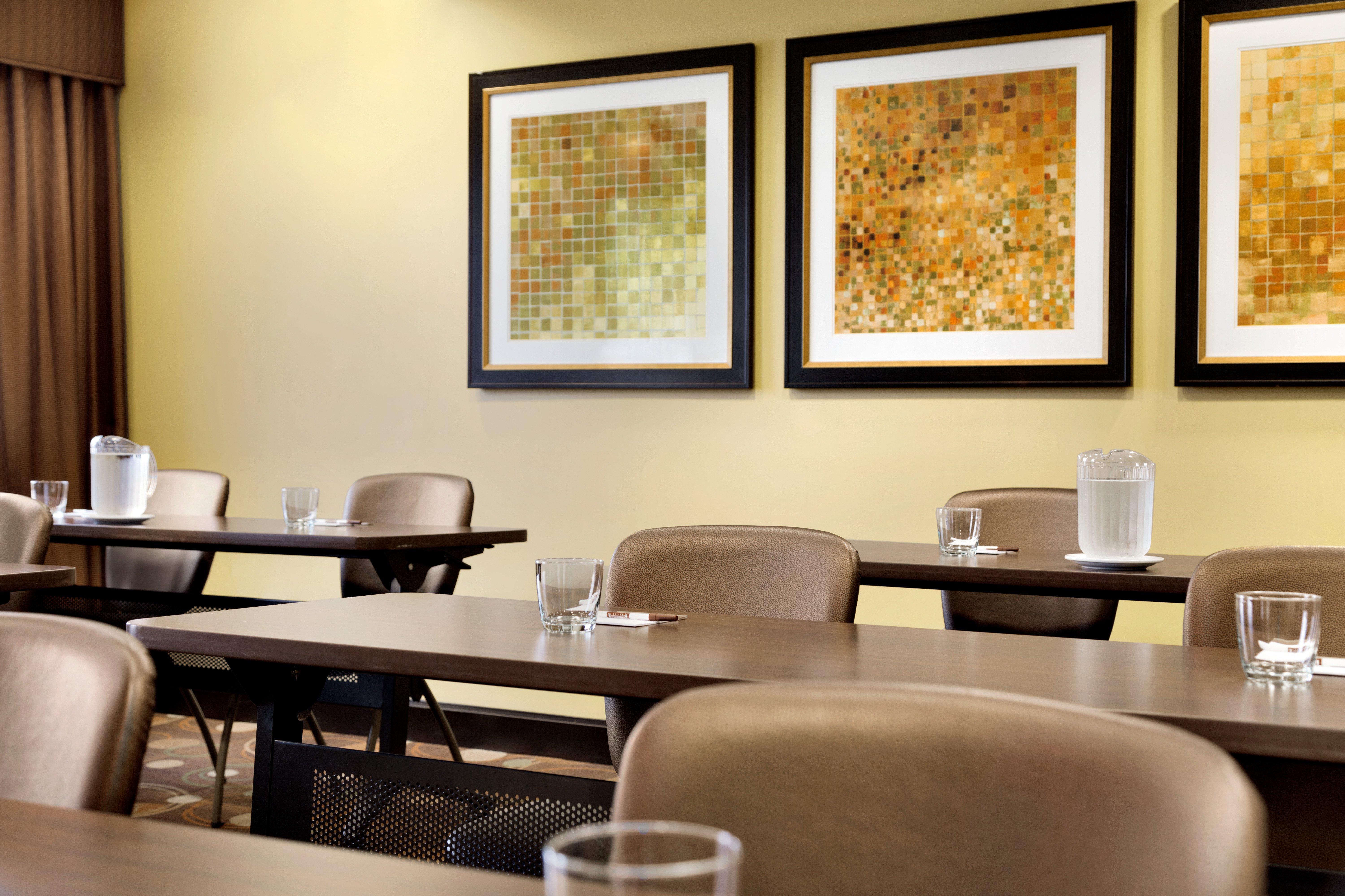 Staybridge Suites West Edmonton By Ihg Экстерьер фото