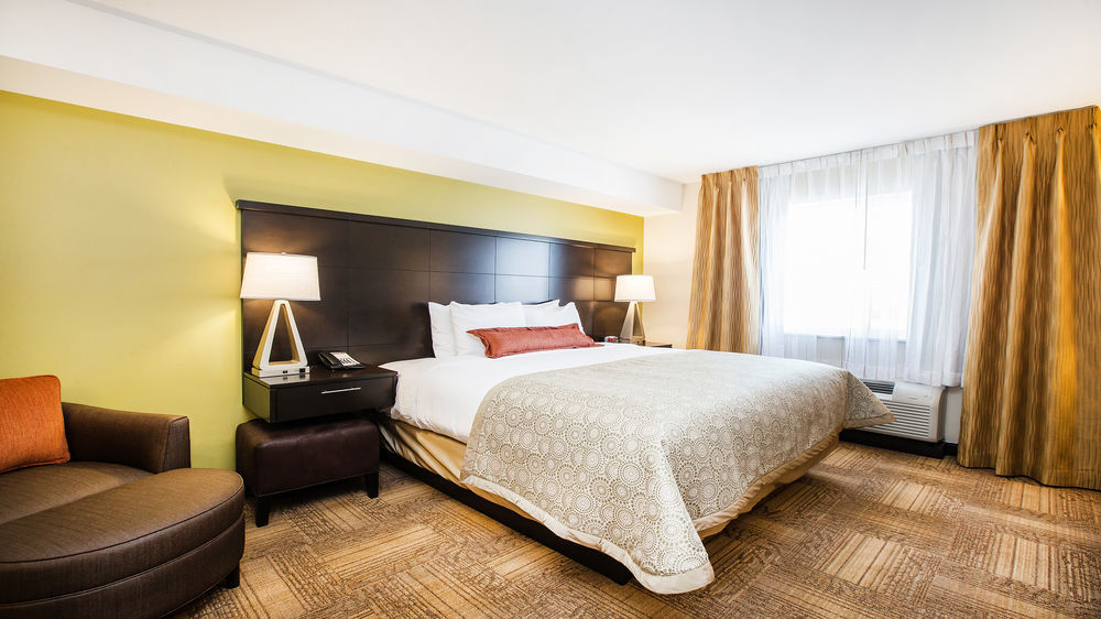 Staybridge Suites West Edmonton By Ihg Экстерьер фото