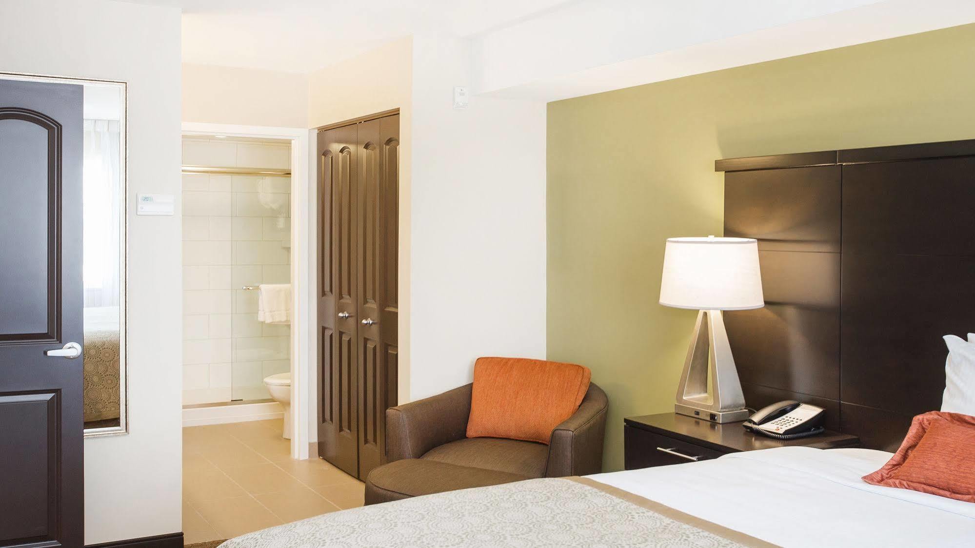 Staybridge Suites West Edmonton By Ihg Экстерьер фото